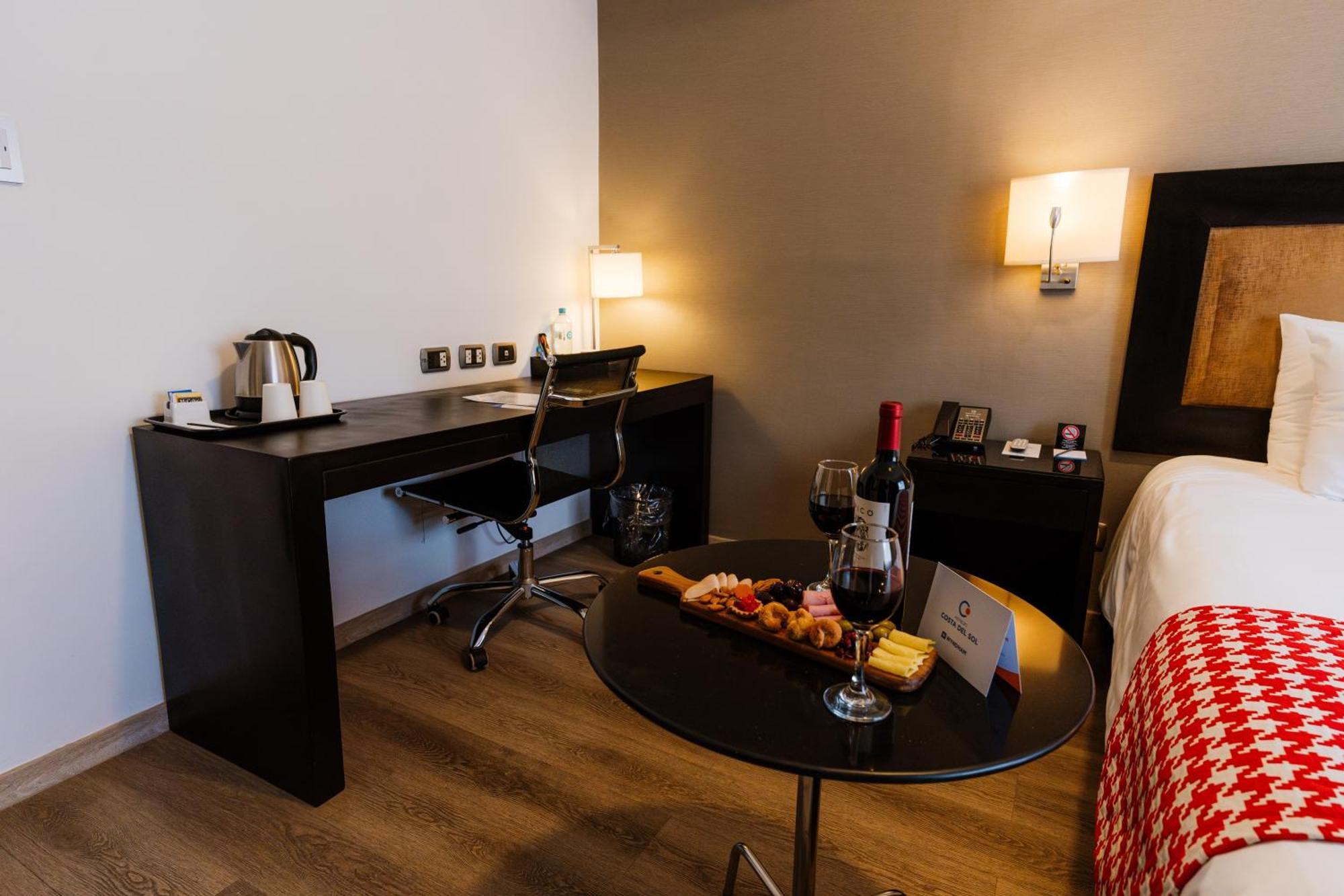 Wyndham Costa Del Sol Cajamarca Hotel Buitenkant foto