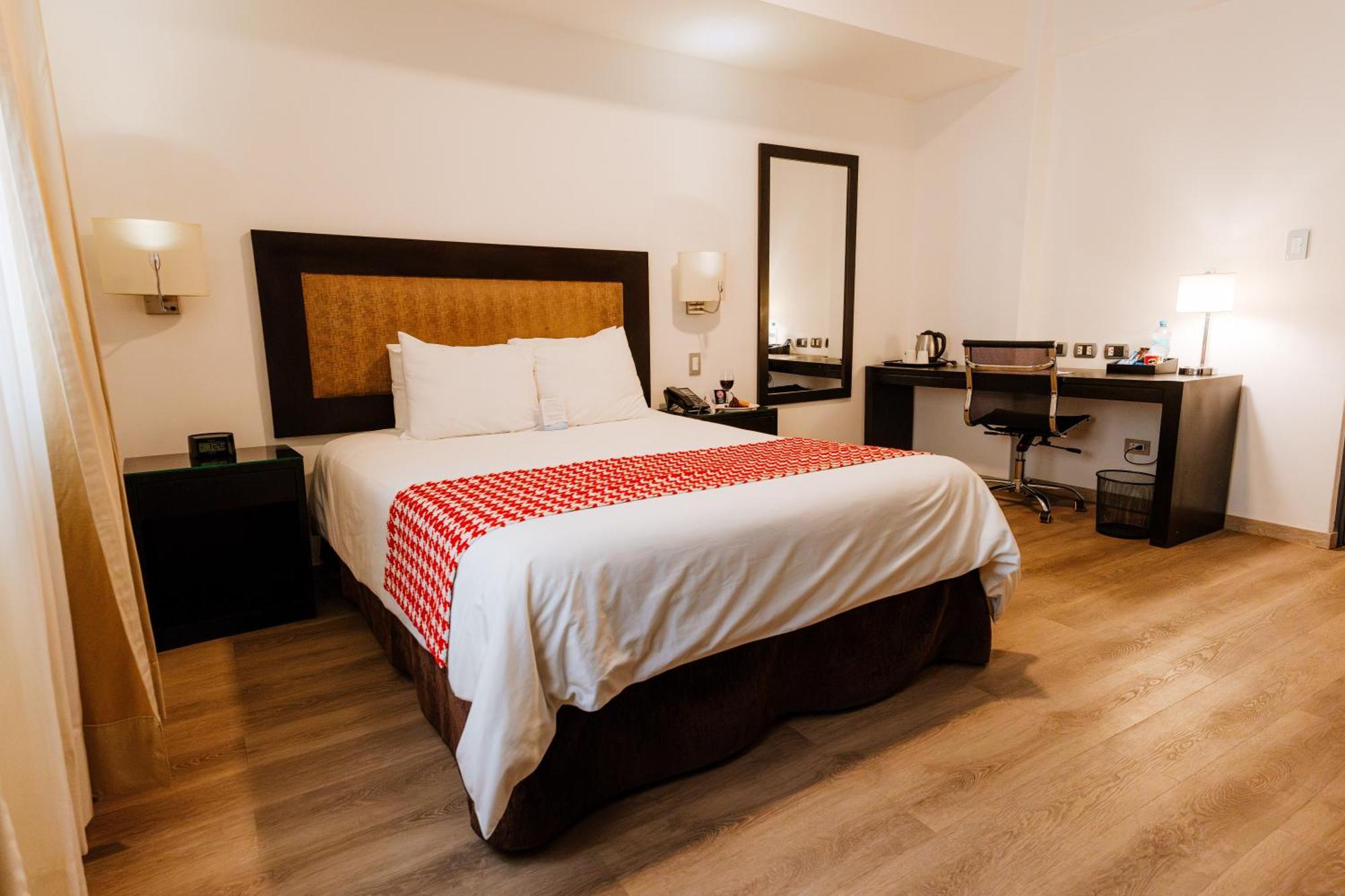 Wyndham Costa Del Sol Cajamarca Hotel Buitenkant foto