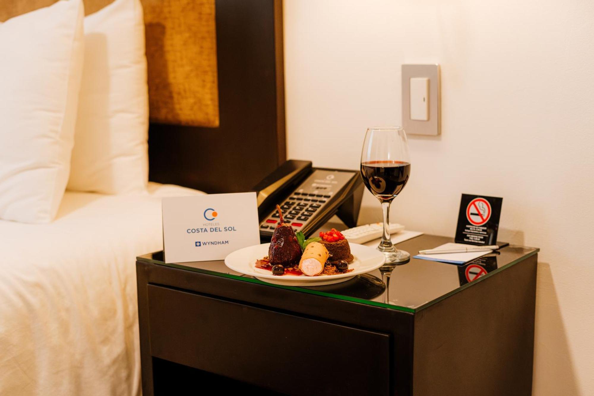 Wyndham Costa Del Sol Cajamarca Hotel Buitenkant foto