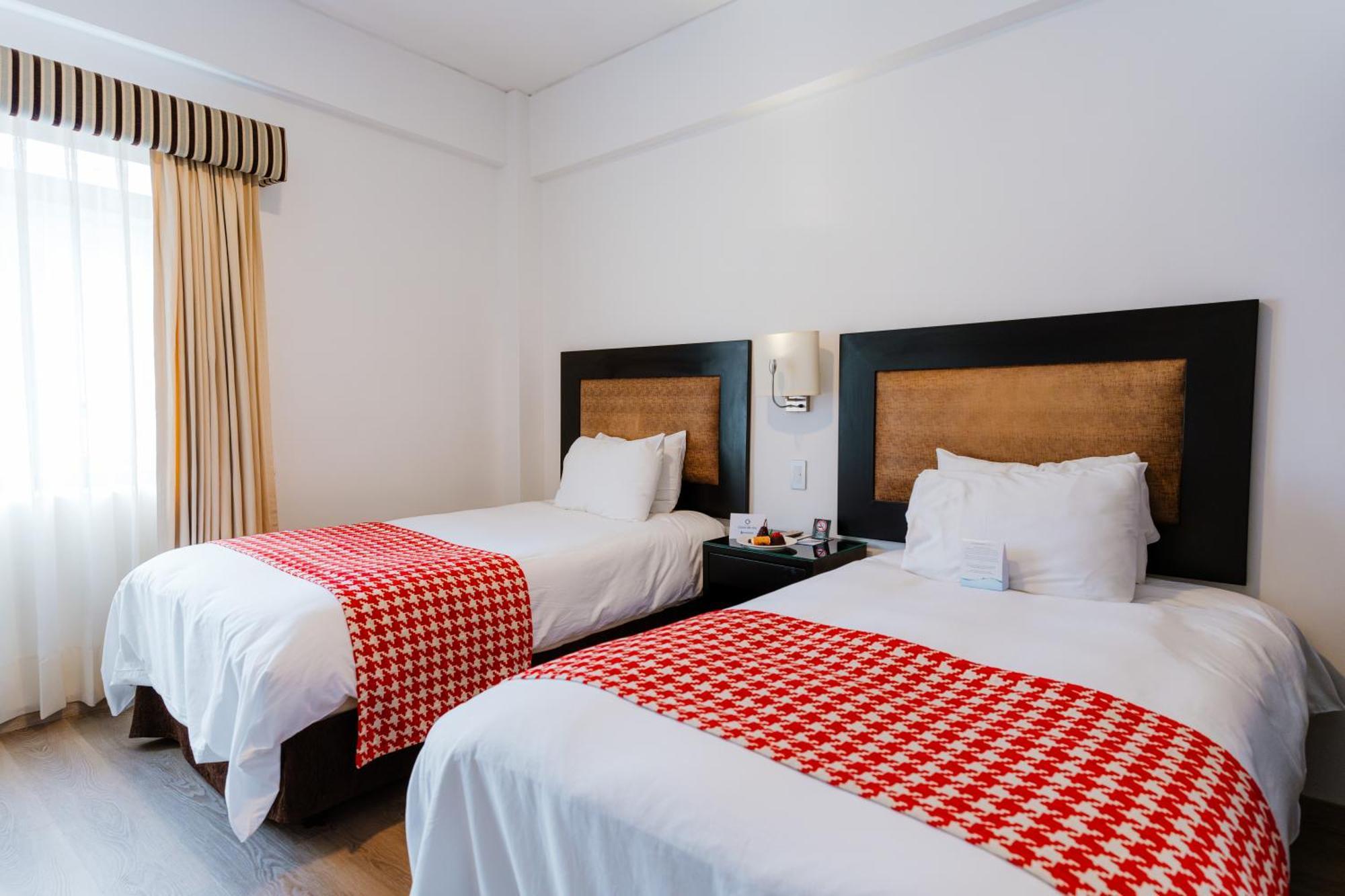 Wyndham Costa Del Sol Cajamarca Hotel Buitenkant foto