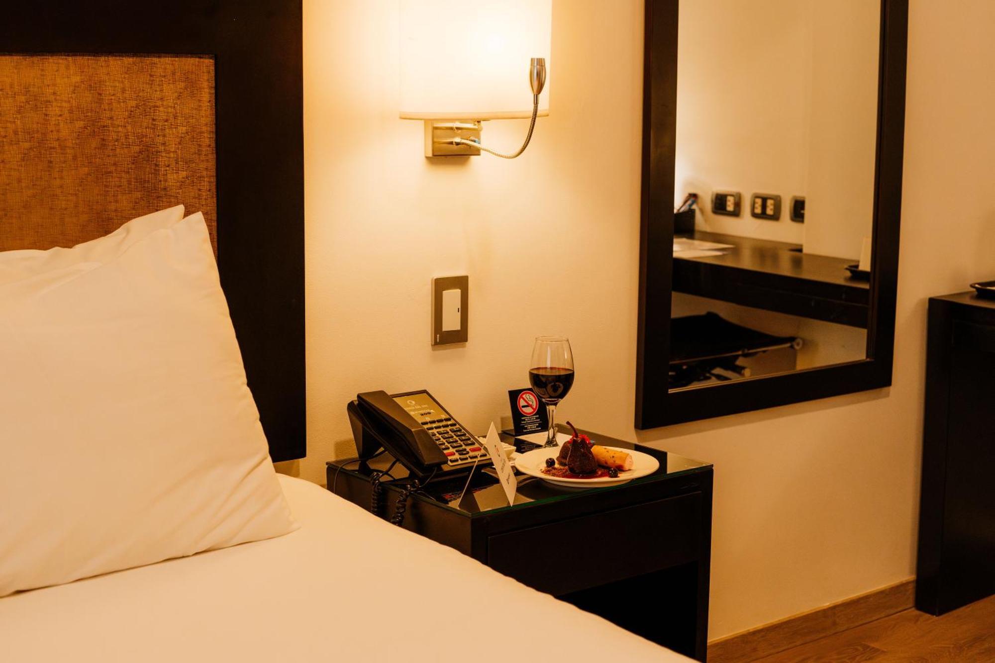 Wyndham Costa Del Sol Cajamarca Hotel Buitenkant foto