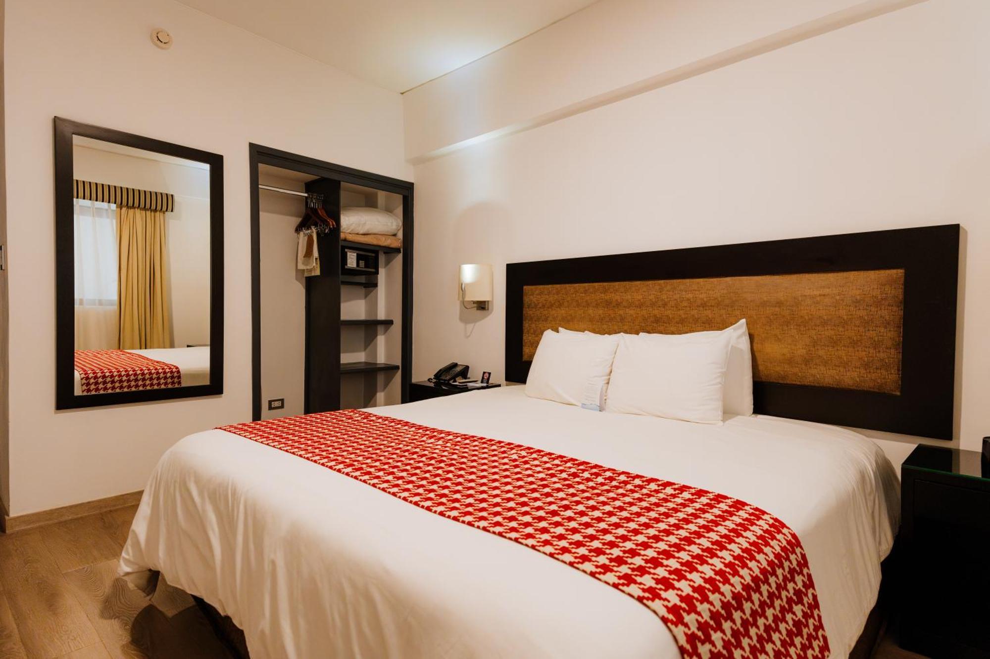 Wyndham Costa Del Sol Cajamarca Hotel Buitenkant foto